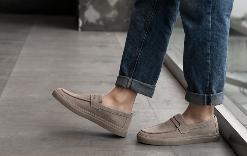 Giày da lộn! Làm sao để đôi giày da lộn của bạn luôn luôn mới và cách vệ sinh giày da lộn